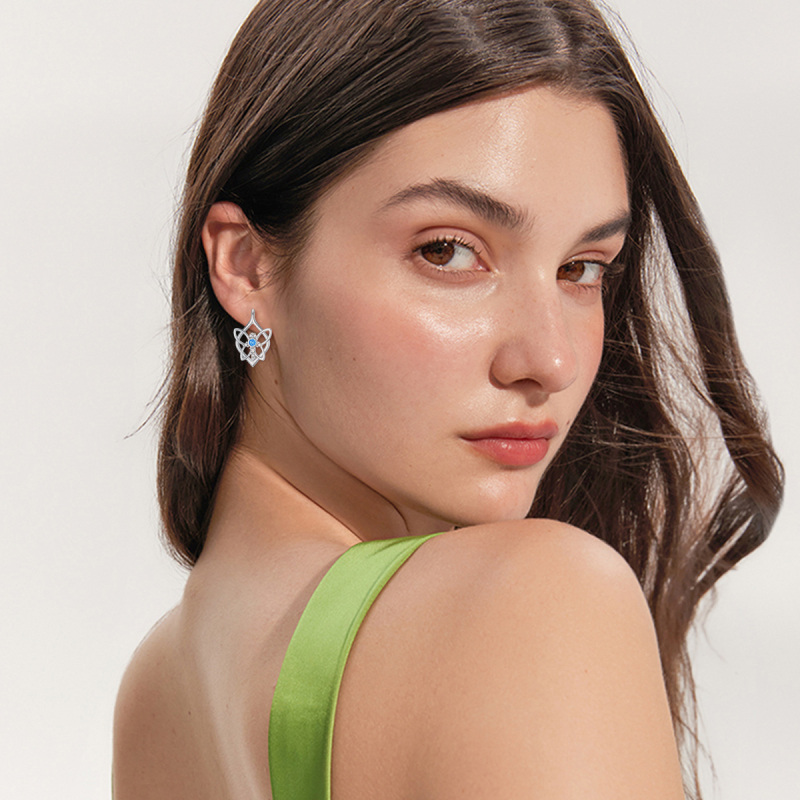 Orecchini a monachella con chiusura a leva in argento sterling e zirconi cubici rotondi-2