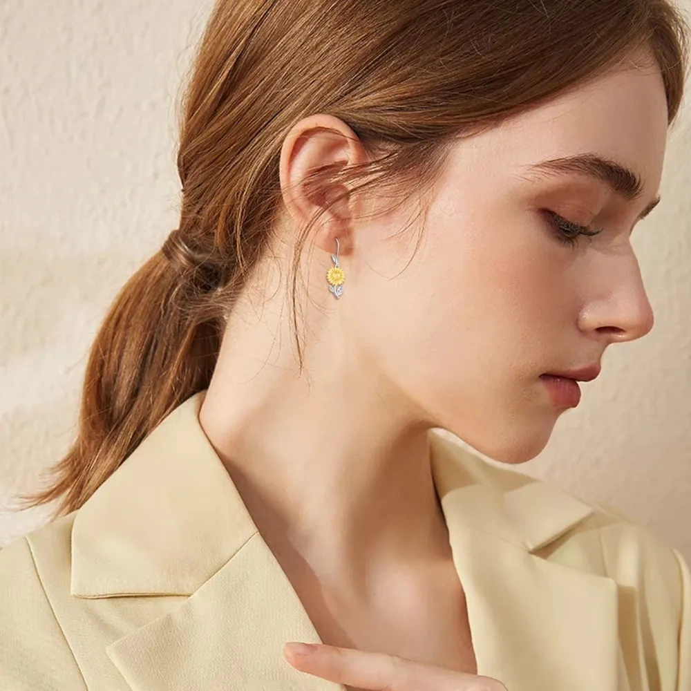 Pendientes de plata de ley con cierre de palanca y diseño de girasol en dos tonos para mujer-2