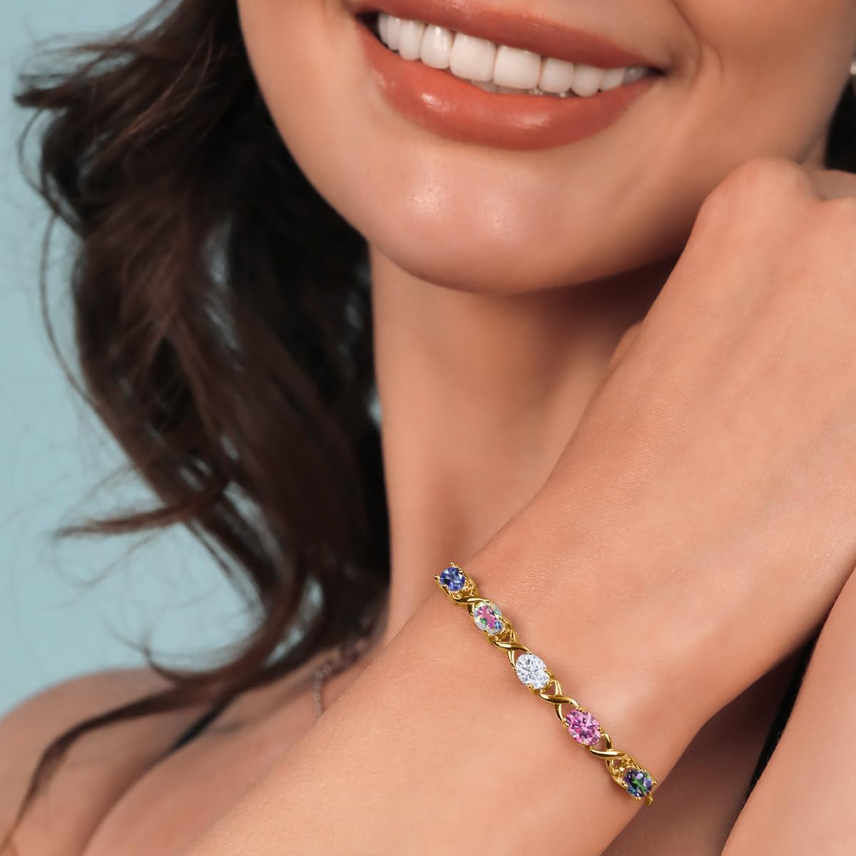 Pulsera con dijes personalizados de madre y hermana con piedra de nacimiento de corte ovalado en oro vermeil-2