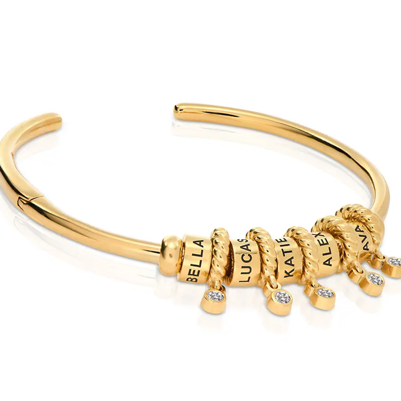 Brazalete con grabado personalizado en oro vermeil y colgante circular para mujer-3