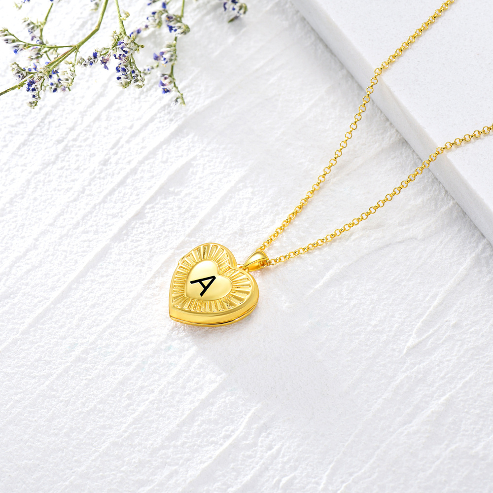 Colar com pingente de foto de coração inicial personalizado em ouro vermeil para mulheres-4