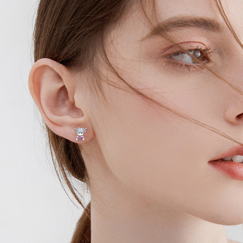 Pendientes de plata de ley con forma de vaca de las Tierras Altas y cristales-2