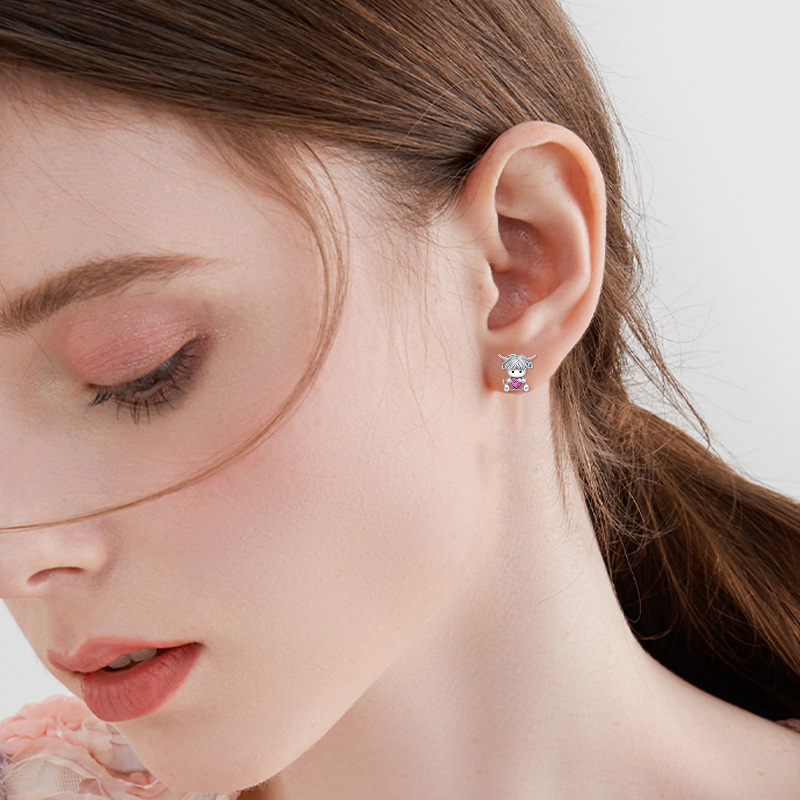 Pendientes de plata de ley con forma de vaca de las Tierras Altas y cristales-3