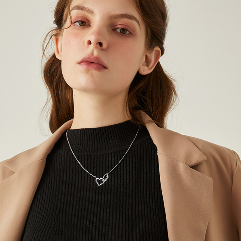 Colar com pingente de coração de prata esterlina para mulheres-3