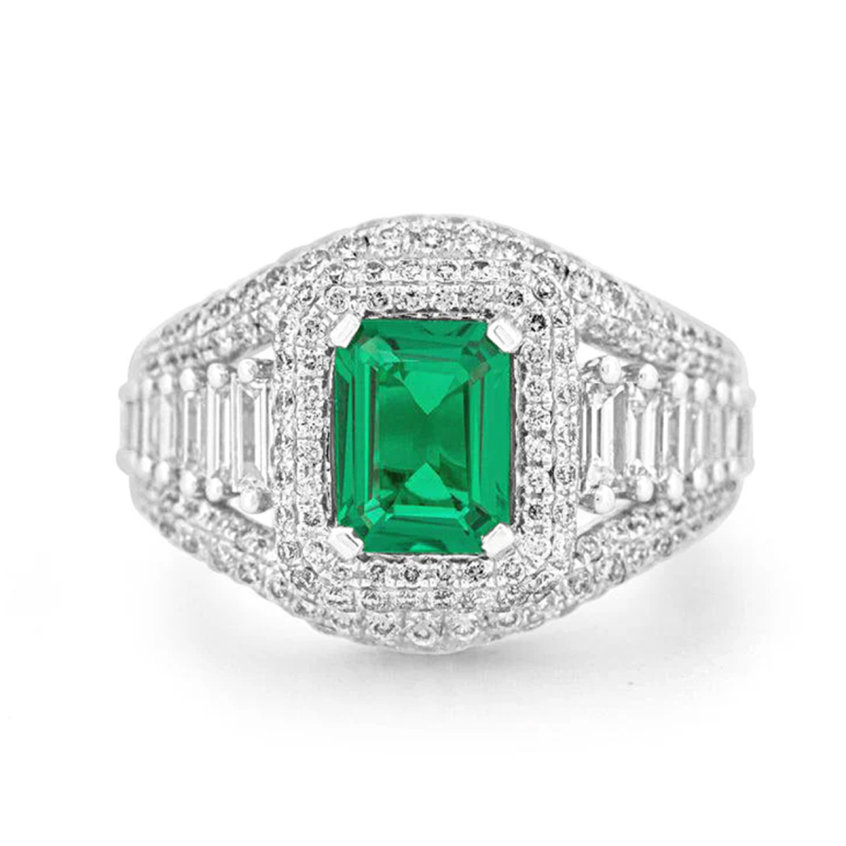 Anillo de compromiso de platino con esmeralda de talla esmeralda de 2,3 quilates de peso total y diamantes creados en laboratorio.-1
