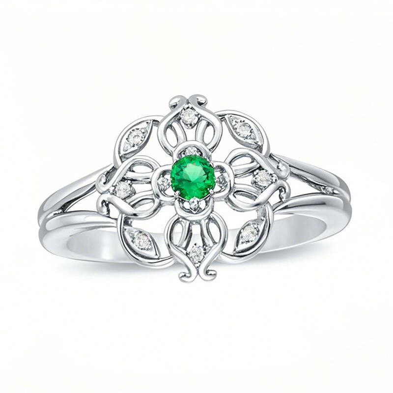 Anello di fidanzamento in oro bianco 10 carati con smeraldo taglio rotondo, diamanti taglio marquise e trifoglio in filigrana con gambo diviso.-12