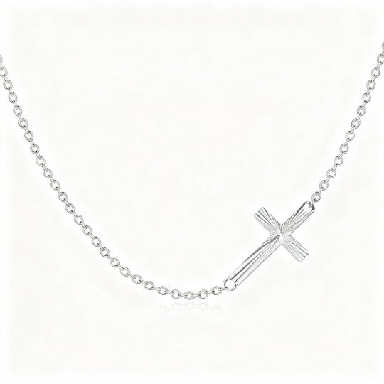 Colar com pendente cruz em ouro branco 9K