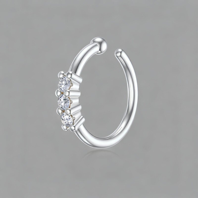 Piercing de nariz redondo em ouro branco 10K com diamante-12