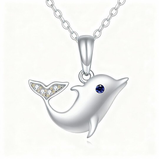 Collar con colgante de delfín de circonita cúbica en oro blanco de 10 quilates