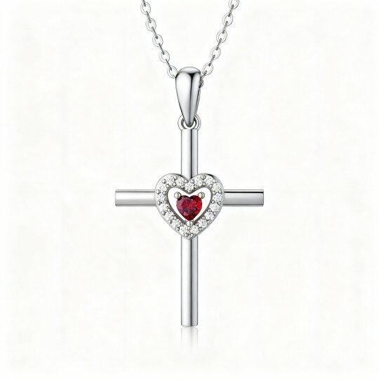 Colar com pendente coração em ouro branco 10K com zircónias cúbicas em forma de coração