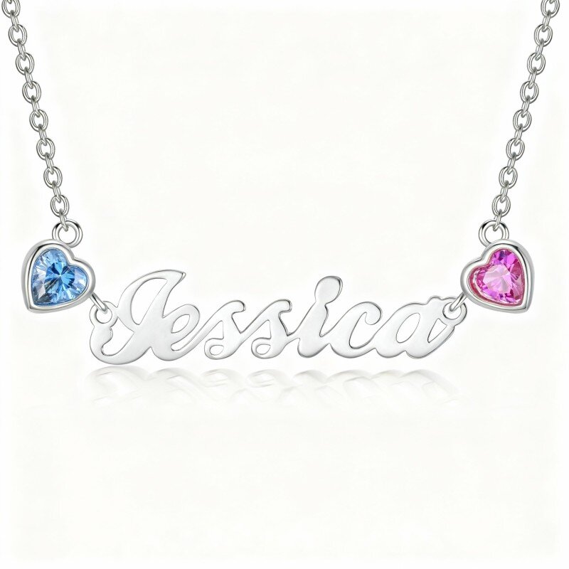 Colar com pendente personalizado em ouro branco 10K com zircónias cúbicas em forma de coração, pedra de nascimento e nome clássico.-17