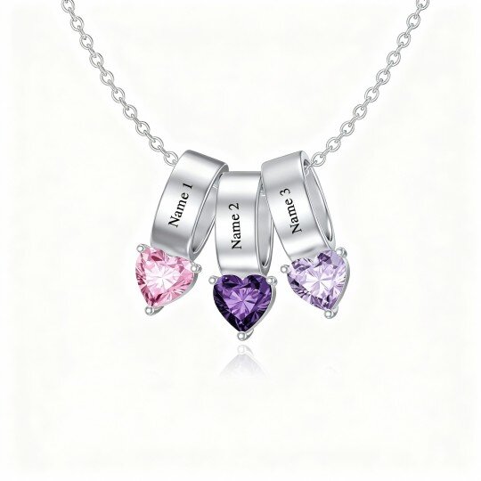 Colar com pendente personalizado em ouro branco 10K com zircónias cúbicas em forma de coração, pedra de nascimento e nome clássico.