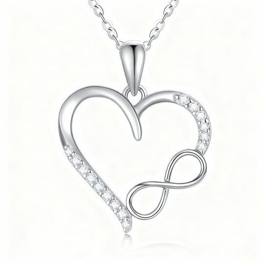قلادة من الذهب الأبيض عيار 10 قيراط مرصعة بالزركونيا المكعبة على شكل قلب ورمز اللانهاية
