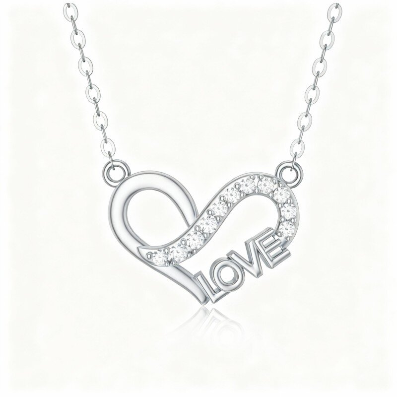 Colar com pendente coração em ouro branco 10K com zircónias cúbicas e palavra gravada.-17