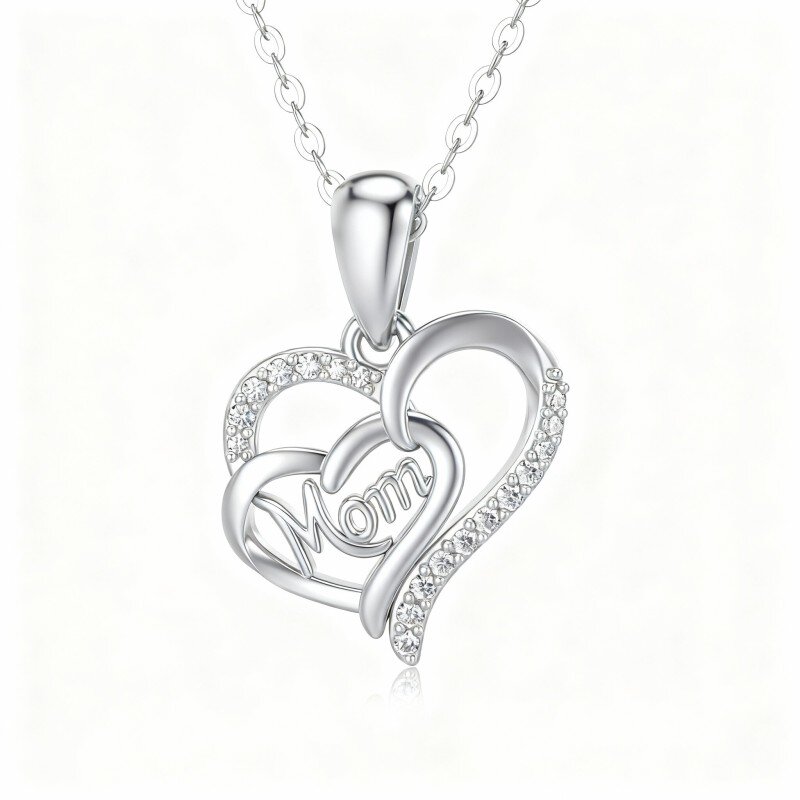 Colar com pendente coração em ouro branco 10K com zircónias cúbicas e palavra gravada.-9