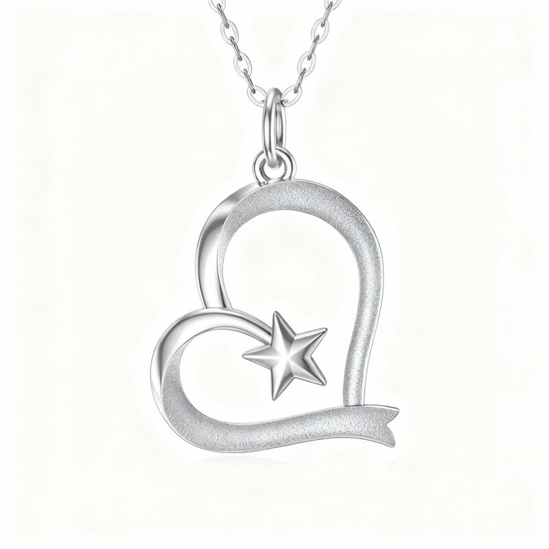 Collar con colgante de corazón de oro blanco de 10 quilates-13