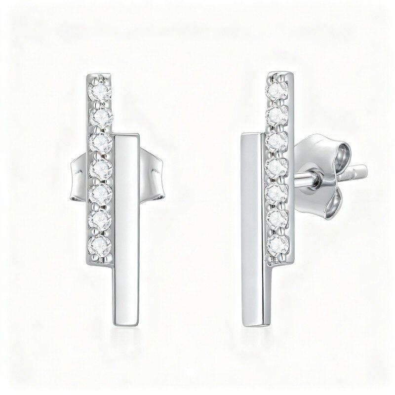 Brincos barra com moissanita em ouro branco 10K-19