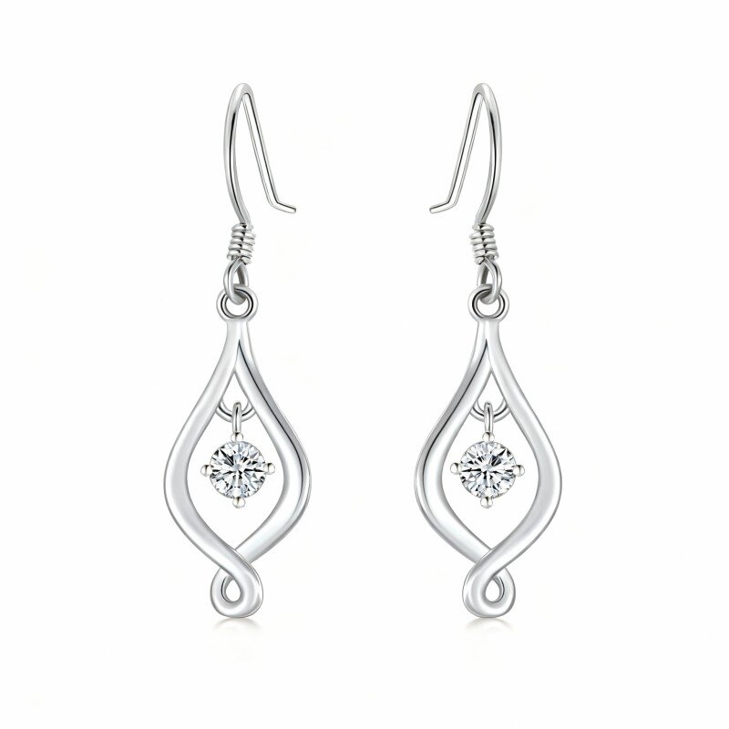 Conjunto de brincos em ouro branco 9K com moissanita e desenho de nó em espiral celta.-8