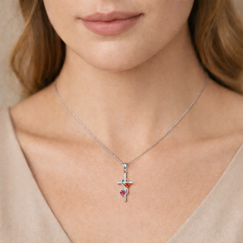 Collar con colgante de cruz y símbolo del infinito de moissanita chapado en platino y oro blanco.-2