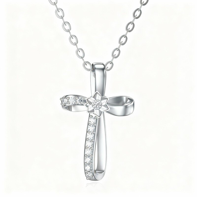 Halskette aus 10-karätigem Weißgold mit Moissanit-Anhänger in Form einer Gänseblümchen- und Kreuzform-19