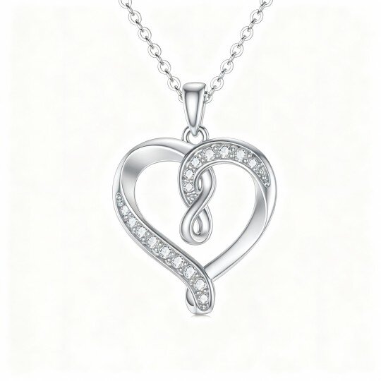 قلادة من الذهب الأبيض عيار 10 قيراط مرصعة بأحجار الموزانيت على شكل قلب ورمز اللانهاية