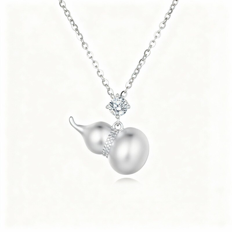 Naszyjnik z wisiorkiem z moissanitem 18K białego złota-1