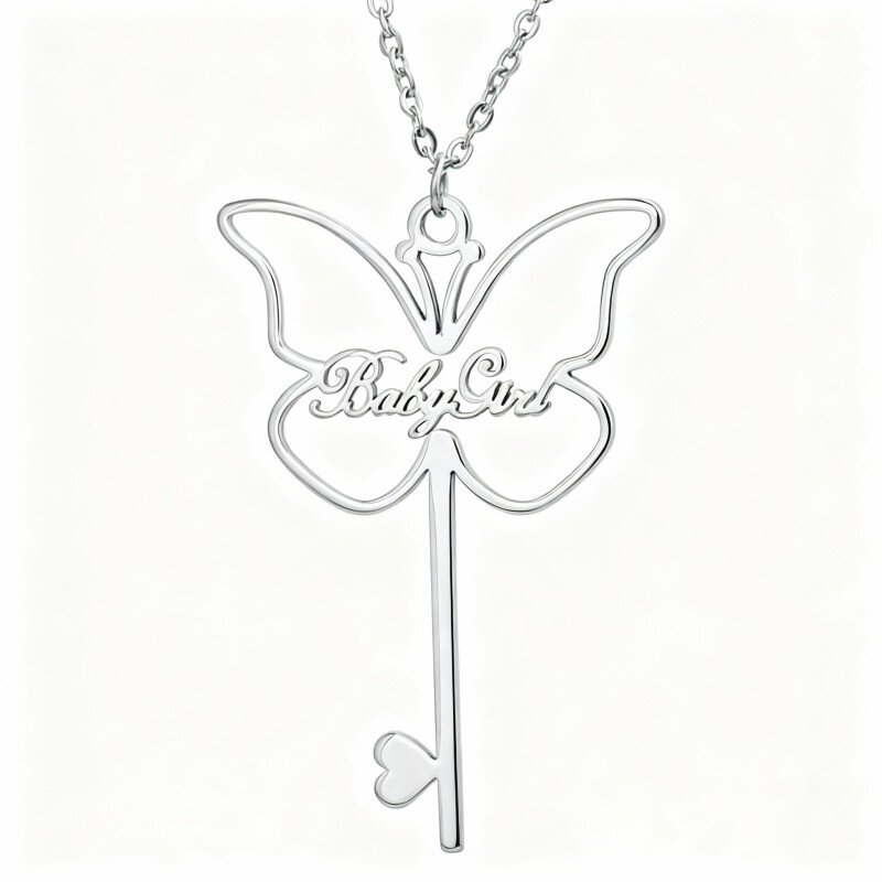 Colar com pendente de borboleta clássico personalizado com nome em ouro branco 9K-1