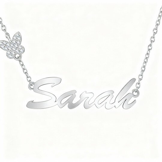Collier pendentif papillon classique personnalisé en or blanc 10 carats avec zircon cubique et prénom