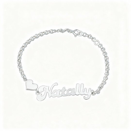 Pulseira personalizada em ouro branco de 10 quilates com nome clássico e pendente de coração
