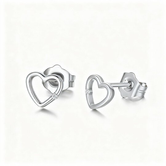 10K White Gold Round Cut Diamond Heart Stud Earrings