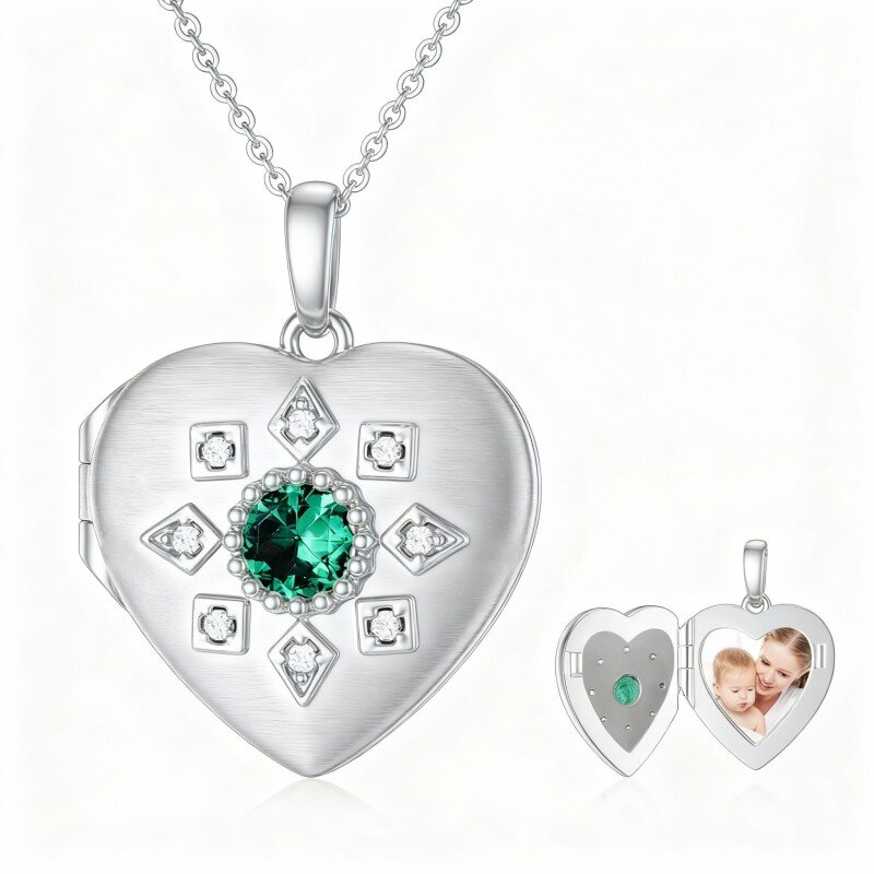 Colar com pendente personalizado em forma de coração com zircónia cúbica de corte redondo em ouro branco 9K e foto.-1