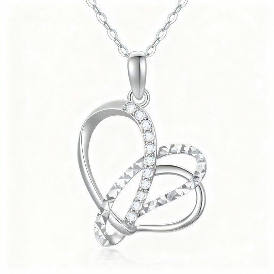 Colar com pendente coração em ouro branco 9K com moissanita de corte redondo