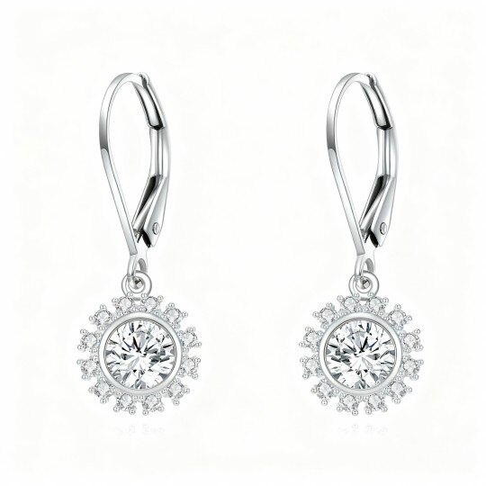 Orecchini a monachella con moissanite taglio rotondo in oro bianco 10 carati
