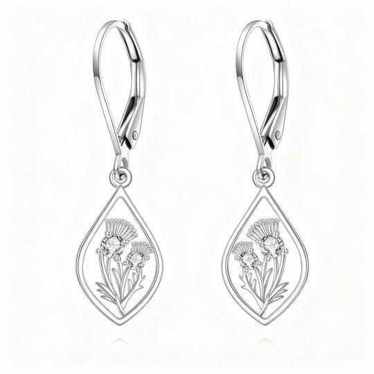 Pendientes de oro blanco de 10 quilates con circonitas cúbicas de talla redonda y cierre de palanca en forma de cardo.