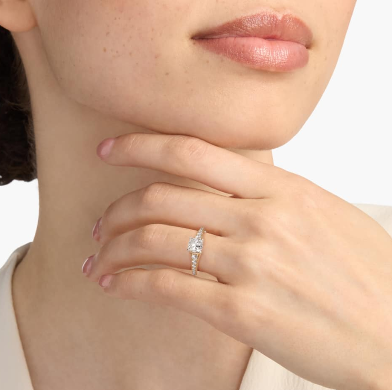 Anillo de compromiso de oro de 10 quilates con diamante talla redonda de 0,83 a 3,33 quilates en total, color D, claridad VVS-VS, certificado IGI 3EX.-3