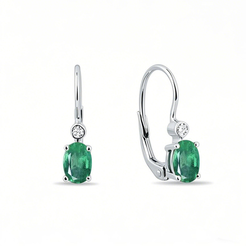 Pendientes de oro blanco de 10 quilates con esmeralda y diamantes de talla ovalada de 1,04 quilates en total.-1