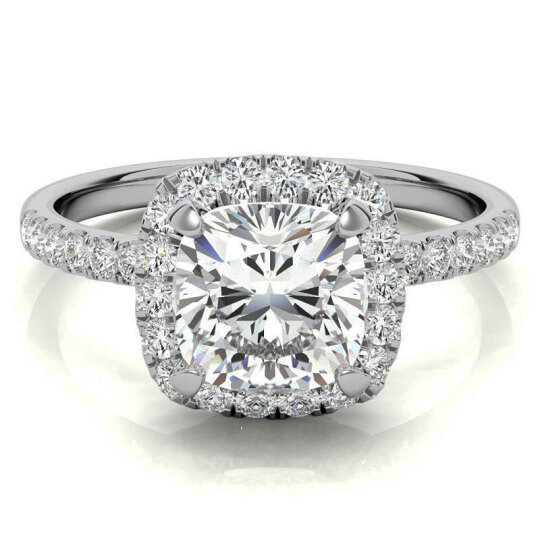 Anillo de compromiso de oro blanco de 10 quilates con moissanita talla cojín