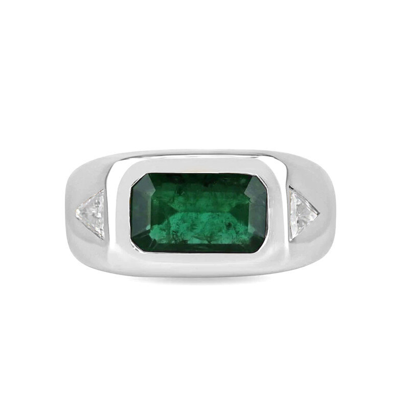 Anillo triangular de tres piedras en oro blanco de 10 quilates, con diseño de esmeralda verde y diamantes de 3,75 quilates en total, engastado de este a oeste en un diseño de bosque rico.-8
