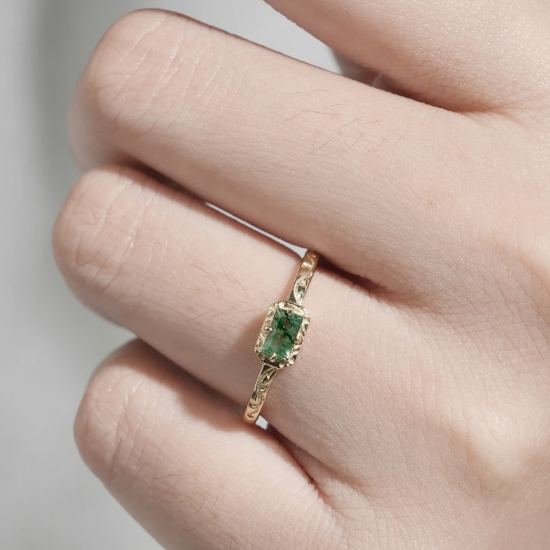 Anillo de boda de oro de 14 quilates con ágata musgosa talla esmeralda-2