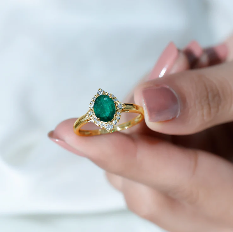 Anillo de compromiso personalizado en oro rosa de 10 quilates, con esmeralda ovalada creada en laboratorio de 1 a 6 CT, color D, pureza VVS1, corte 3EX-2
