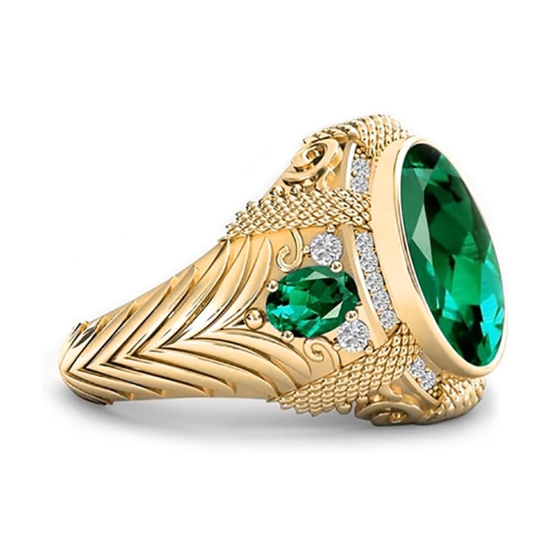 Eleve su estilo con nuestro exquisito anillo para hombres en oro rosa de 18K, diseñado en un elegante estilo halo que presenta un deslumbrante diamante creado en laboratorio como piedra central, hermosamente complementado por vibrantes piedras laterales de esmeralda creadas en laboratorio. Este lujoso anillo combina perfectamente sofisticación con sostenibilidad, siendo una opción ideal para el hombre moderno que aprecia tanto la elegancia atemporal como la artesanía ética.-4