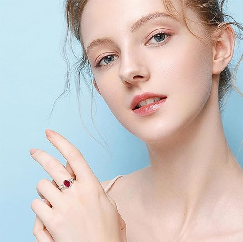 Anillo de boda con gema ovalada y diamante de oro rosa de 18 quilates.-2