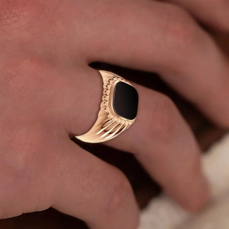 18K Rose Gold Princess Cut Shaped Black Agate Personalized Engraving & Square Ring for Men-3