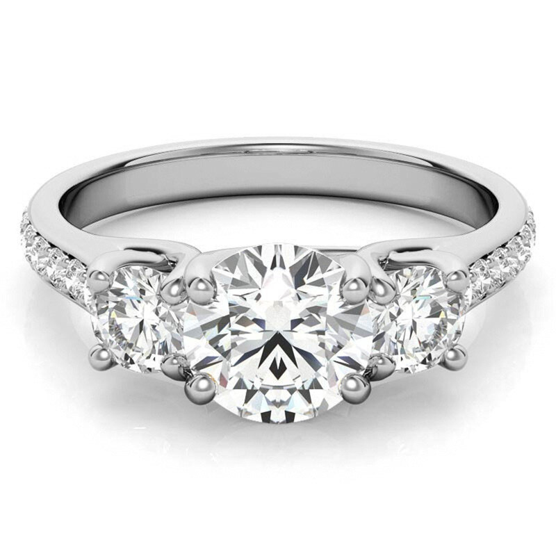 Anillo de compromiso de tres piedras con moissanita redonda de oro blanco de 14 quilates-1