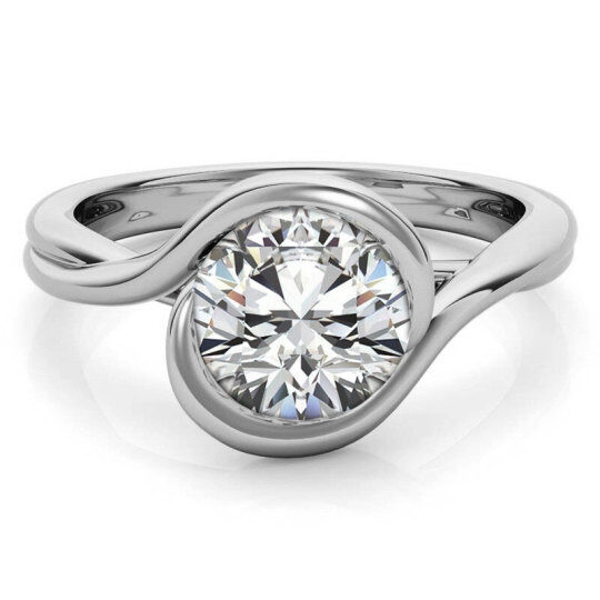 Anillo de compromiso solitario de moissanita de talla redonda en oro blanco de 10 quilates