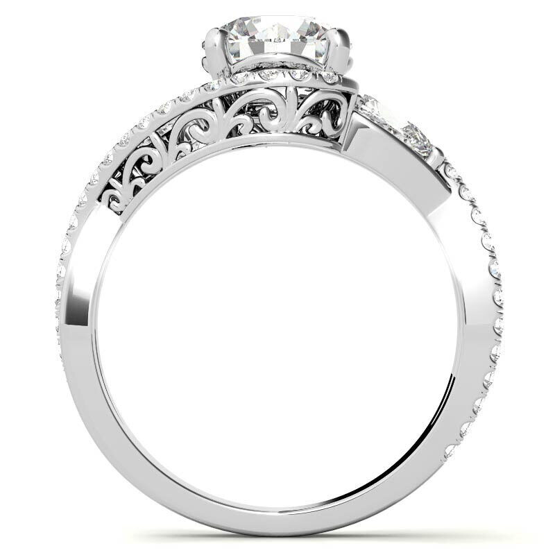Anillo de compromiso de platino con tres piedras de moissanita de talla redonda-5