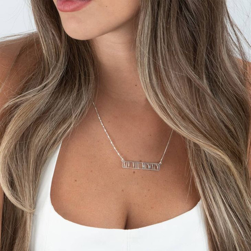 Collier barre en or blanc 14 carats-3
