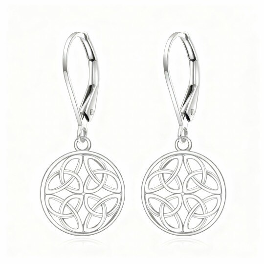 Boucles d'oreilles pendantes en or blanc 10 carats avec nœud celtique