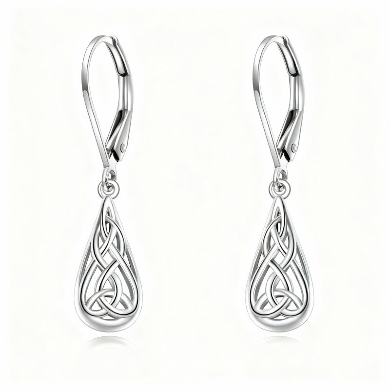 Boucles d'oreilles pendantes en or blanc 18 carats, motif nœud celtique.-1