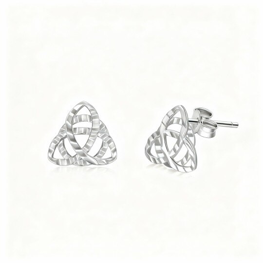 Boucles d'oreilles puces en or blanc 10 carats avec nœud celtique